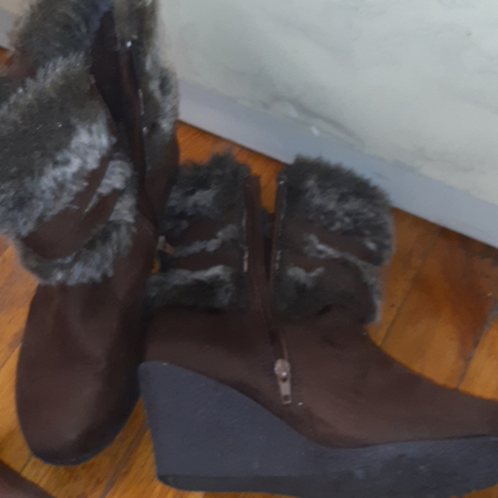 Winter boot - Picture 3 of 4